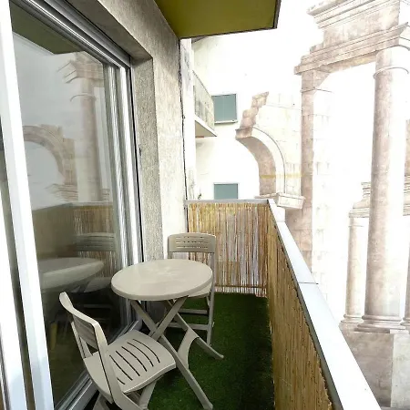 Lumineux Avec Balcon Et Ascenseur Au Coeur D'aix-les-bains - Ideal 1-2 Personnes - Fr-1-555-84 * 엑스레뱅