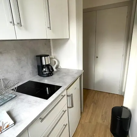 Calme A Avec Balcon Et Wifi Apartment